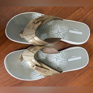 Clarks Women's Tan Sandals